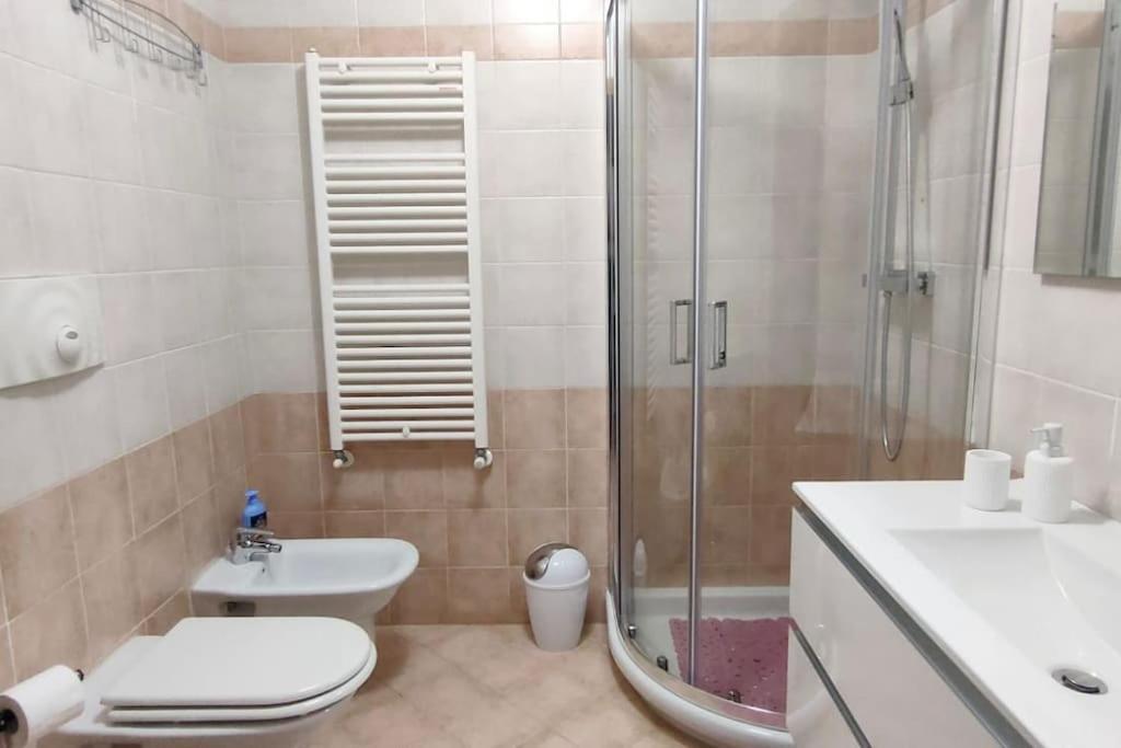 La Casa Di Trilly Apartment Vigevano Luaran gambar